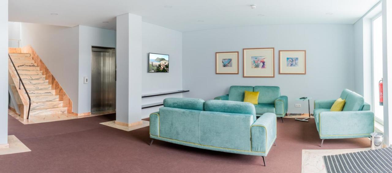 Hotel Monte Brasil อังกรา ดู เอโรอิสโม ภายนอก รูปภาพ